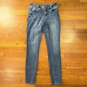 YMI Wanna Better Butt Midrise Denim Jeans 11/30